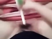 年轻白嫩小嫂子欲望很是强烈洗手间把牙刷都给玩坏了3