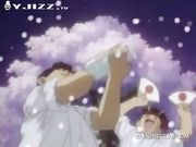 金发美女裸体在床上被哥哥花样玩弄