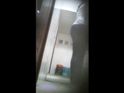 盗录身材样貌都不错的微毛穴尤物如厕