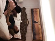 司机小王趁老板开会的和他姘头在会所房间偷情骚货上位扭屁股