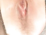 从卧室到浴室到阳台，抽插骚逼流白浆自己舔