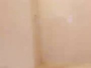 胸不大但身材不错的美女主播浴缸全裸秀浪叫不断很是诱惑