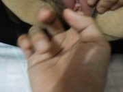 外表清纯可爱眼镜妹与热恋中男友出租房爱爱