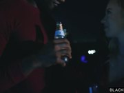 美女身材很火辣吞吐鸡巴起伏操穴