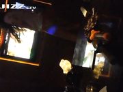 约2朋友和美女同事一起在KTV包房唱K操B 服务员突然进来说:不能玩这个 这是违法的!