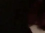 场面震撼闺蜜和老公宾馆滚床单被堵 男的拼死护情人有点让人感动