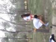 野战系列之三男一女小树林AV拍摄无限激情