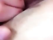 农村妹妹为了当网红 露脸自拍手指插屄