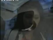 女财务独自加班时被巡逻保安看到 办公室强上了