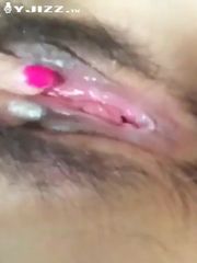 嫩妹直播时直喊奶头好硬快来操我 超多淫水