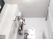 艺校极品身材白嫩妹子浴室全裸边唱新年童谣边扭臀晃腰蹦达