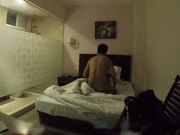 泡妞高手东哥最近得手的好身材学院派妹子快捷酒店开房啪啪