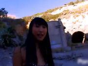 体验原始人生活野战吃野菜