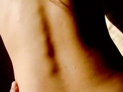 周末老婆发骚在沙发上张开大腿掰着BB让操