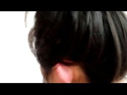 情侣酒店一边看黄片，一边让男友刮毛，无毛粉嫩鲍鱼无套抽插