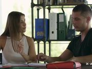 女神西比尔演绎学生妹被家教男老师挑逗啪啪啪教她如何性爱