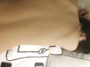 《约妹哒人》约炮女神颜值闺蜜姐妹花的妹妹穿上情趣战衣草嫩穴呻吟