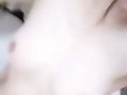 網 紅 女 神 範 美 主 播 這 麽 漂 亮 爲 了 生 活 也 不 惜 下 海 直 播