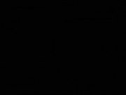 猥琐四眼男大白天与女友楼梯口打炮脱个精光大声呻吟后入站立劈腿干