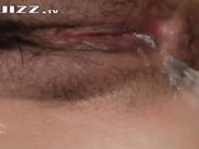 沙发上大力爆操极品嫩女友 剧烈的抽插让她快要晕过去