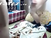 老爷老太太也学会潮流在家开直播