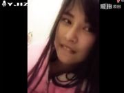 小萌日常福利 抠逼自慰玩的超嗨