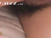 老婆出去买菜后小姨子让我把玩她那对超完美的奶子