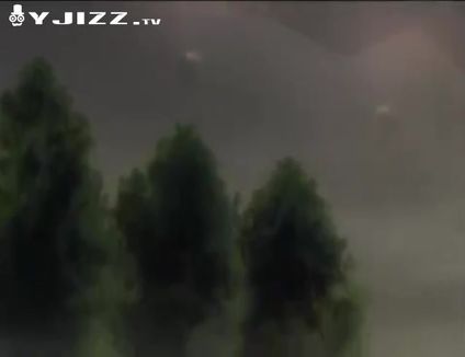 还在读高中的极品美女喜欢回味高潮的感觉 回家连弟弟都不放过