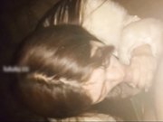 小情侣找刺激晚上来到荒郊野外打野炮妹子先撒泡尿再吃肉棒啪啪