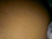 美女白领下班参加公司聚餐不胜酒力喝多了被男同事带到住所扒光衣服玩弄啪啪