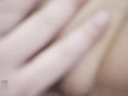 拍完写真潜规则美乳模特对着镜子做爱喜欢把精子射人家肚皮上