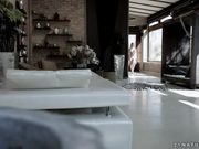 这个美女身材好给力白嫩大长腿苗条肉肉受不了是个操穴尤物啊