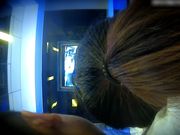 憨厚小哥约炮性经验不多的青春美少女二话不说把内裤扒掉就捅搞的妹子啊啊哭叫