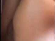 颜值美女吃饭被朋友灌醉下催情药欲火烧身酒瓶插穴主动含屌求草