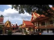 妈妈桑介绍的第一出来卖17岁女孩