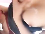 女神思瑞手机直播和眼镜男啪啪啪 据她说是个送了很多礼物的粉丝