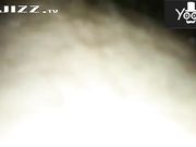 趁白嫩小妞醉酒拍摄其诱人咪咪和小穴