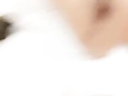 高端人士五星级宾馆玩的群P游戏，土豪金与拜金女的碰撞，多人激情嗨皮