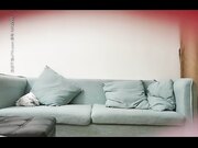 沙发不够长加个椅子也得跟小姐姐玩69互舔