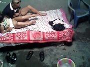 极品眼镜男半夜邀约有妇之夫家中舔逼 超灵活的舌功让小少妇忘乎所以 淫水流满床