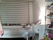 摄像头监控偷拍小夫妻晚上洗完澡过性生活媳妇最后摸一下逼闻闻有没异味