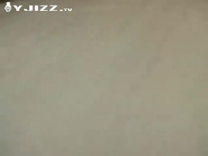 国模何梵 被摄影师潜规则 温柔口交后一线天嫩屄被大屌给操翻了