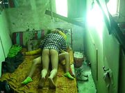 很会玩的民工大哥换着体位玩上面小姐 这两百块花的真值