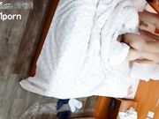 和朋友37岁的老婆宾馆开房这骚货床上技术超级好 让我对她流连忘返