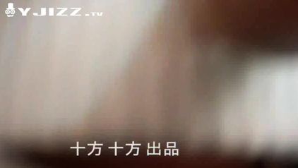 年轻学生妹刚开苞没多久就被土豪带到酒店粗暴调教 好心疼