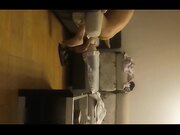 小区楼下勾搭上的少妇她老公不在家人美奶子也挺大的