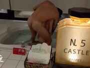 台湾SWAG极品女神『妮妮』幻身超骚制服学妹 入珠巨根突袭