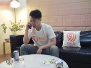 国产AV巨献-温柔继母慰藉失恋儿子 继母边接老公电话 边承受儿子后入冲刺