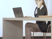 家访老师被学生下药玩弄