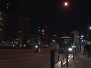 小山雀女孩为被看见而兴奋 并使wet湿了  第三部分